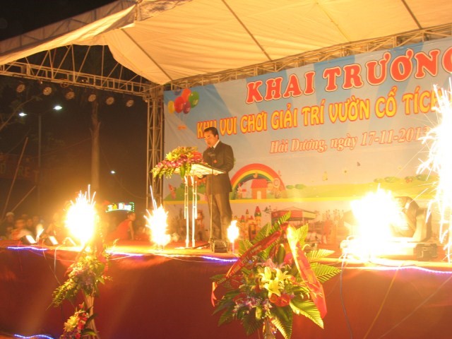 Tổ chức sự kiện: Khai trương "Vườn cổ tích Phú Thành"